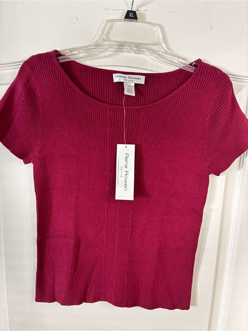 Rena Rowan Petite Large Short Sleeve Ribbed cable knit crewneck Top - Cranberry